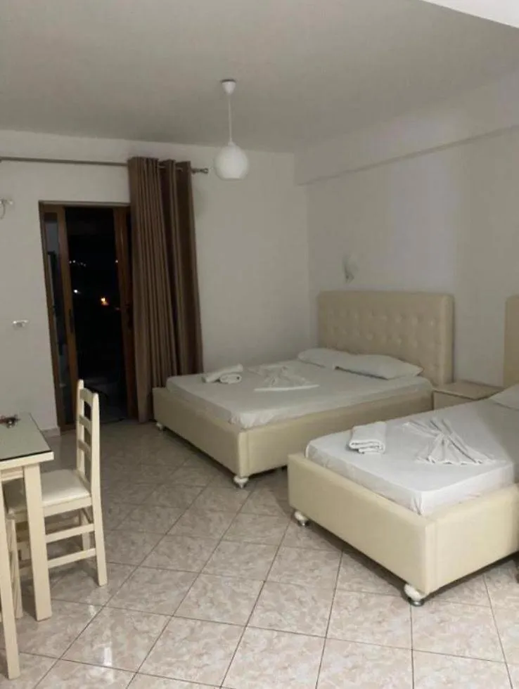 Hotel Marku Sarandë 3*,
