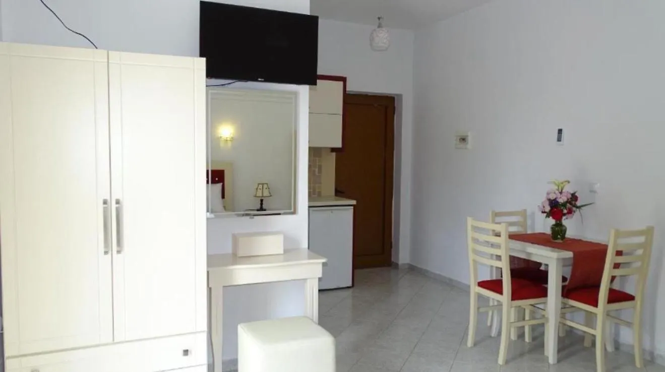 Hotel Marku Sarandë 3*,